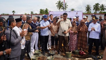 Pemerintah pusat dan daerah resmi mulai pembangunan hunian tetap untuk warga terdampak bencana di Tapanuli Tengah, Sumatera Utara.
