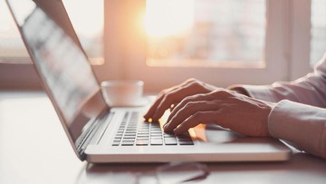 Bnetfit, anak usaha Jala Lintas Media, masuk secara agresif ke pasar internet rumah Jakarta memakai model open-access untuk mempercepat ekspansi dan menekan biaya.