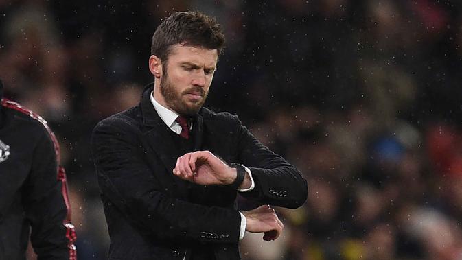 Sebagai pelatih interim di musim 2021–2022, Michael Carrick menjaga catatan impresif tanpa kekalahan melawan Unai Emery, Thomas Tuchel, dan Mikel Arteta.