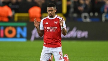 Jamie Carragher menyatakan Gabriel Jesus lebih baik dan seharusnya menjadi pilihan utama di lini depan Arsenal, bukan Viktor Gyokeres.